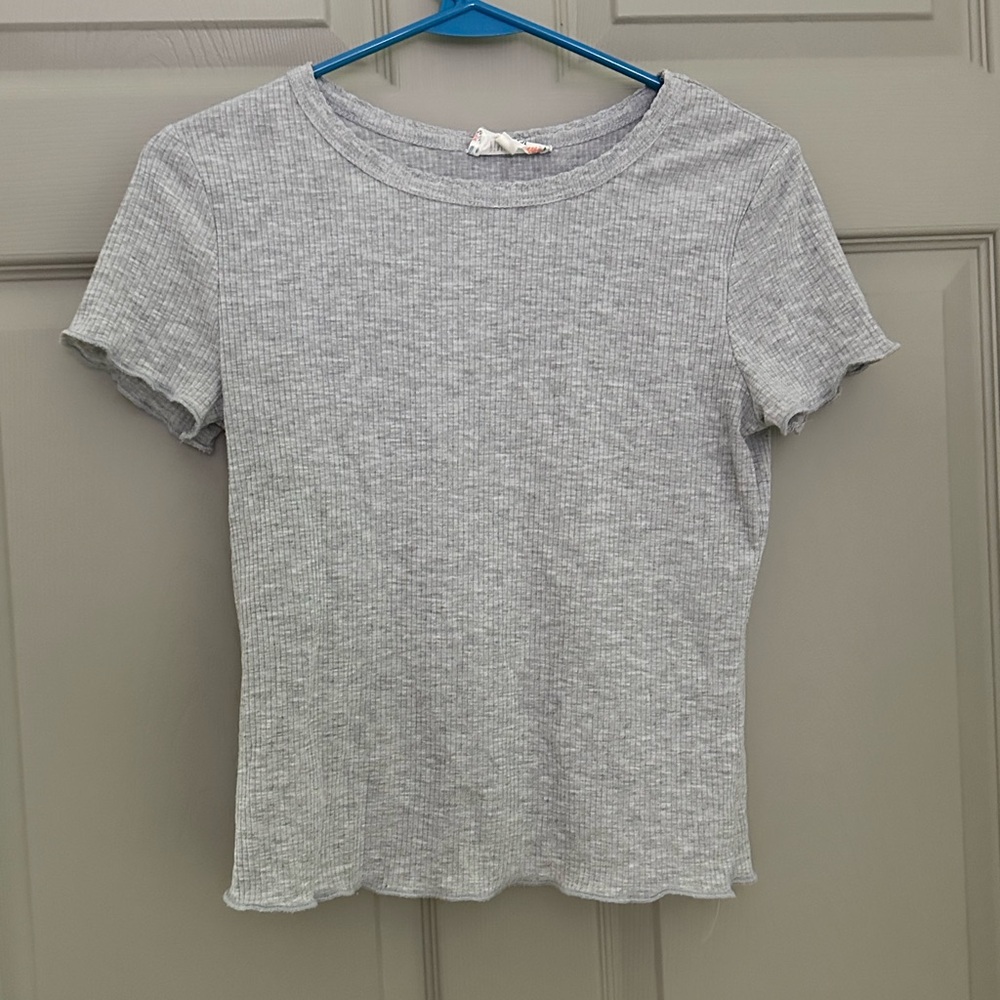 Light Gray Ribbed Short-Sleeve Top